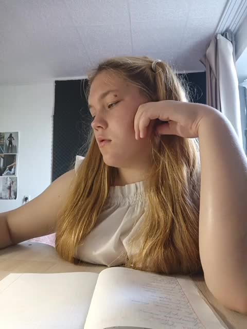 Kakdelaman Live Sex December 14, 2025