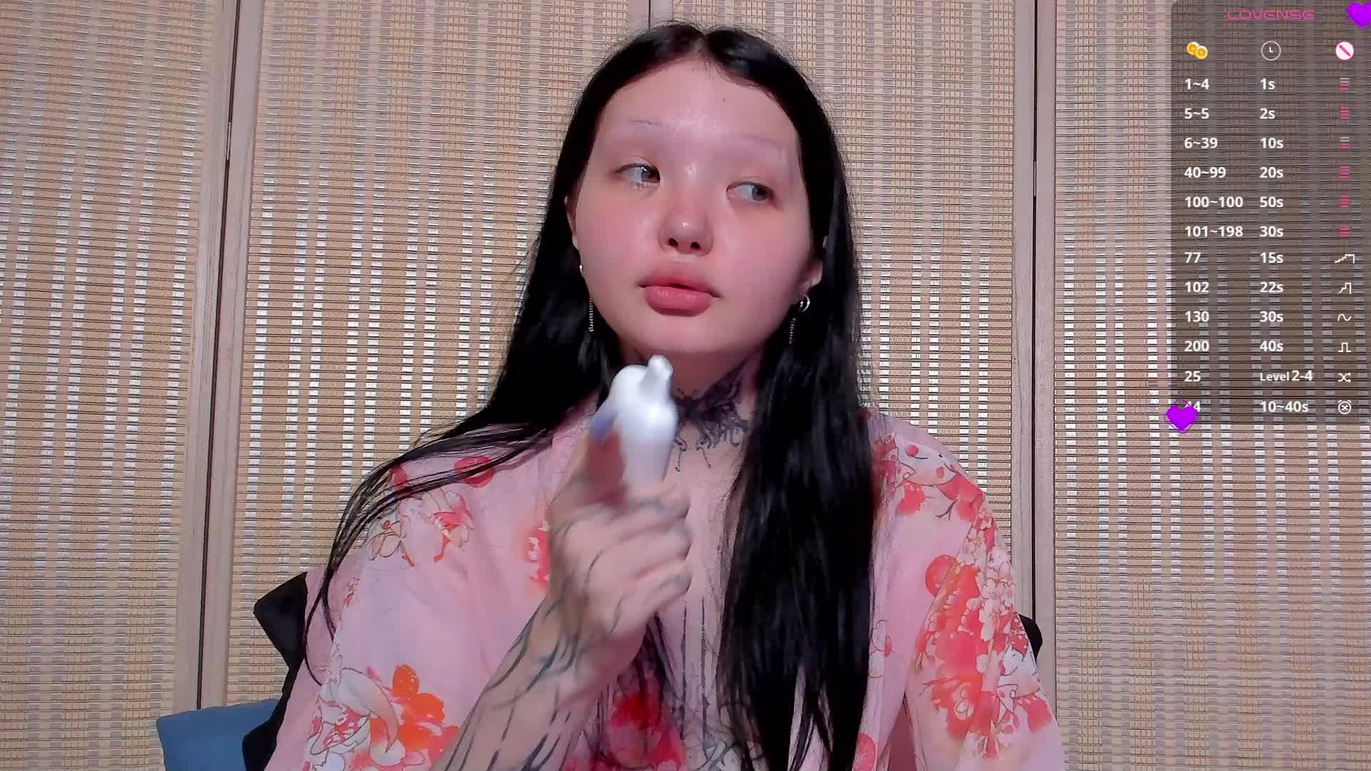 Leinbone Live Sex December 17, 2025