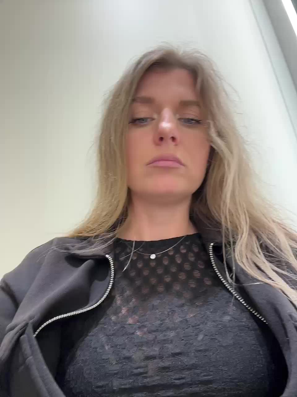 KotiMrrr Live Sex December 17, 2025