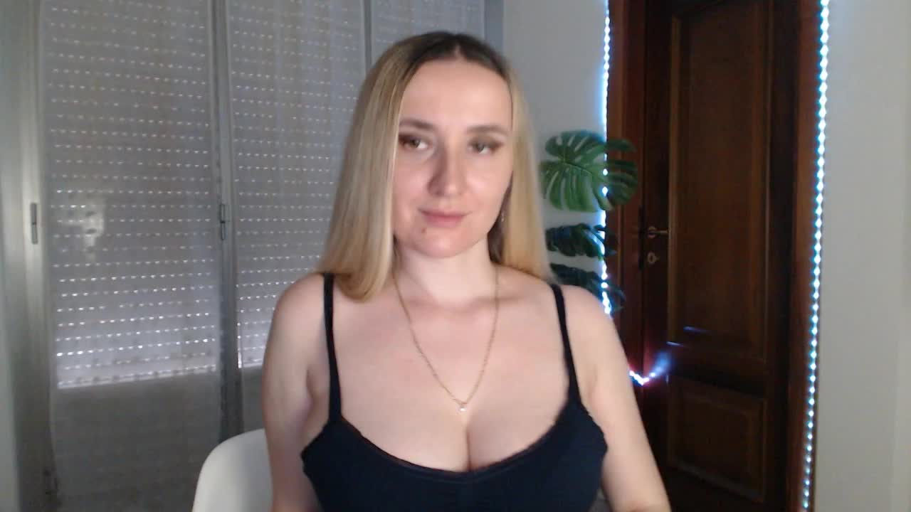 Alina-Lovely Live Sex December 14, 2025