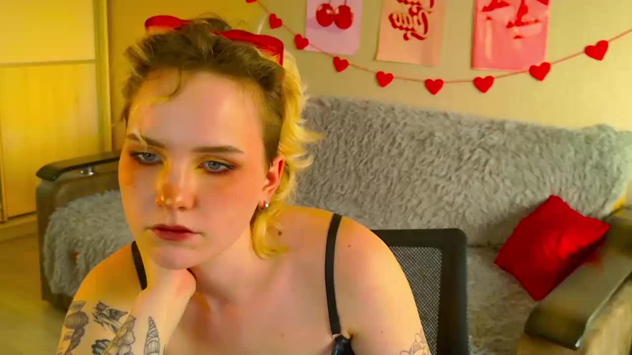 Cool-Love Live Sex December 17, 2025