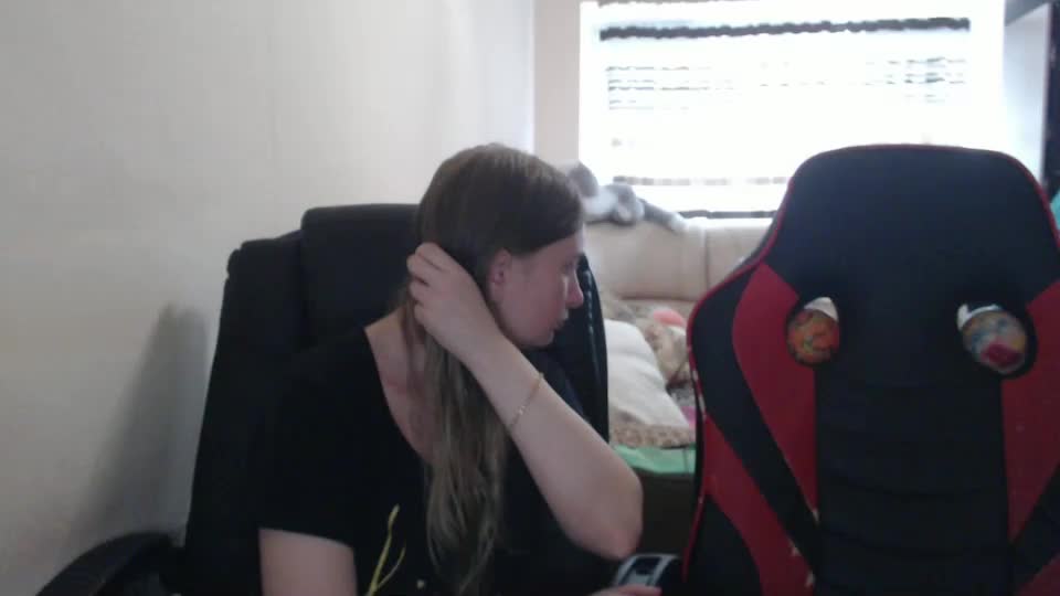 jenisandpeter Live Sex December 19, 2025