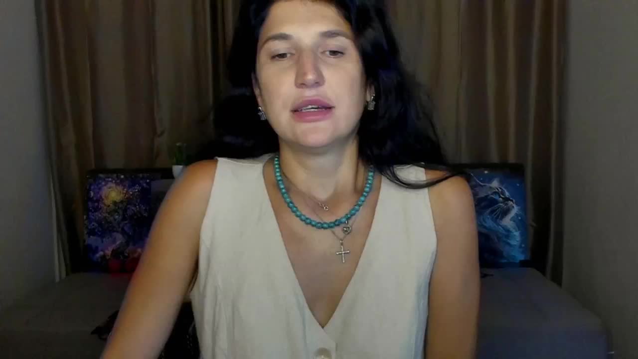 AliannaSoloKisses Live Sex December 14, 2025