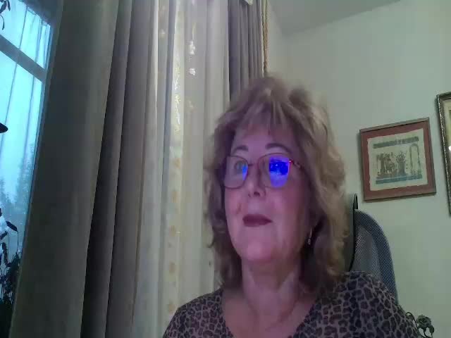 KarinkaSweet Live Sex December 14, 2025