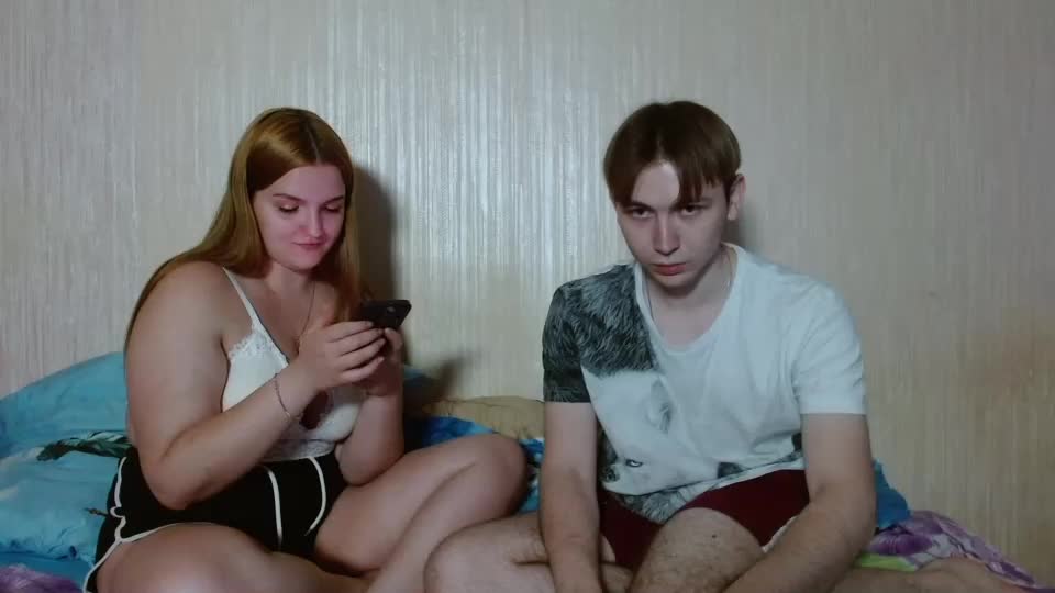 love_language776834 Live Sex December 15, 2025