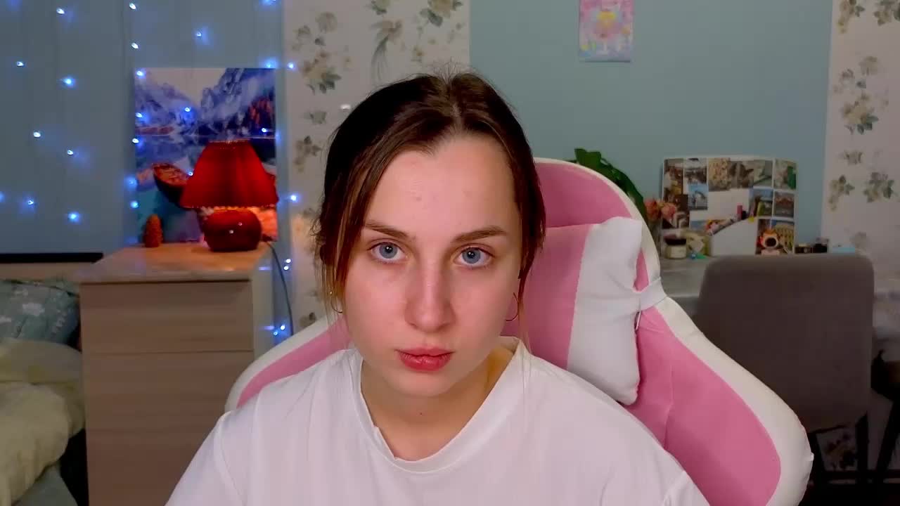 Macyaa Live Sex September 1, 2025