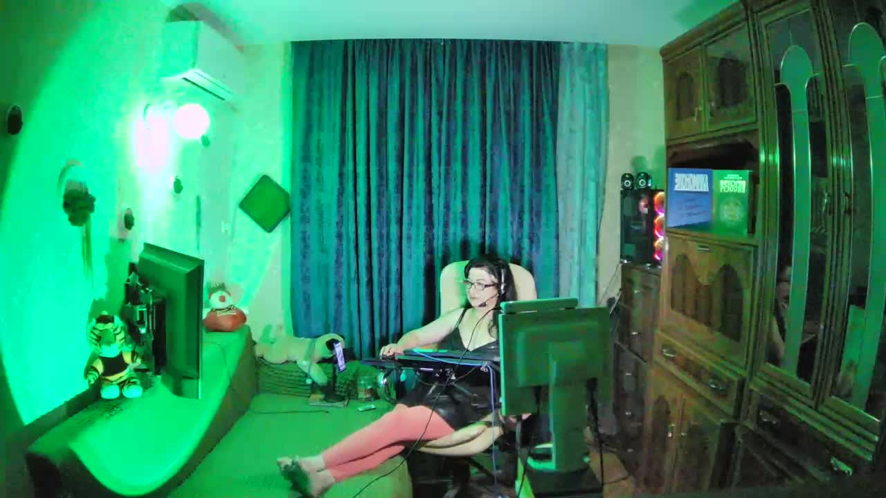 Infodar Live Sex December 18, 2025