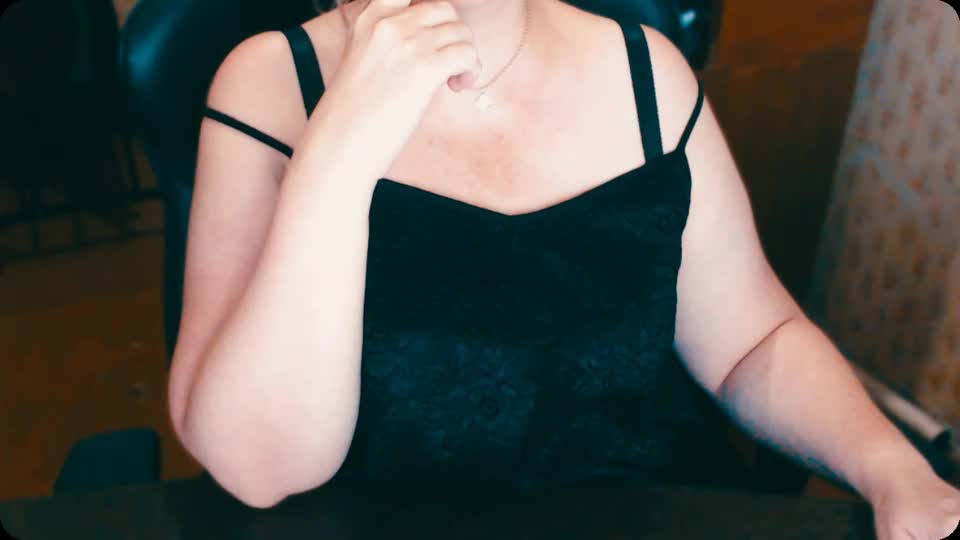 Alisa1917 Live Sex December 17, 2025