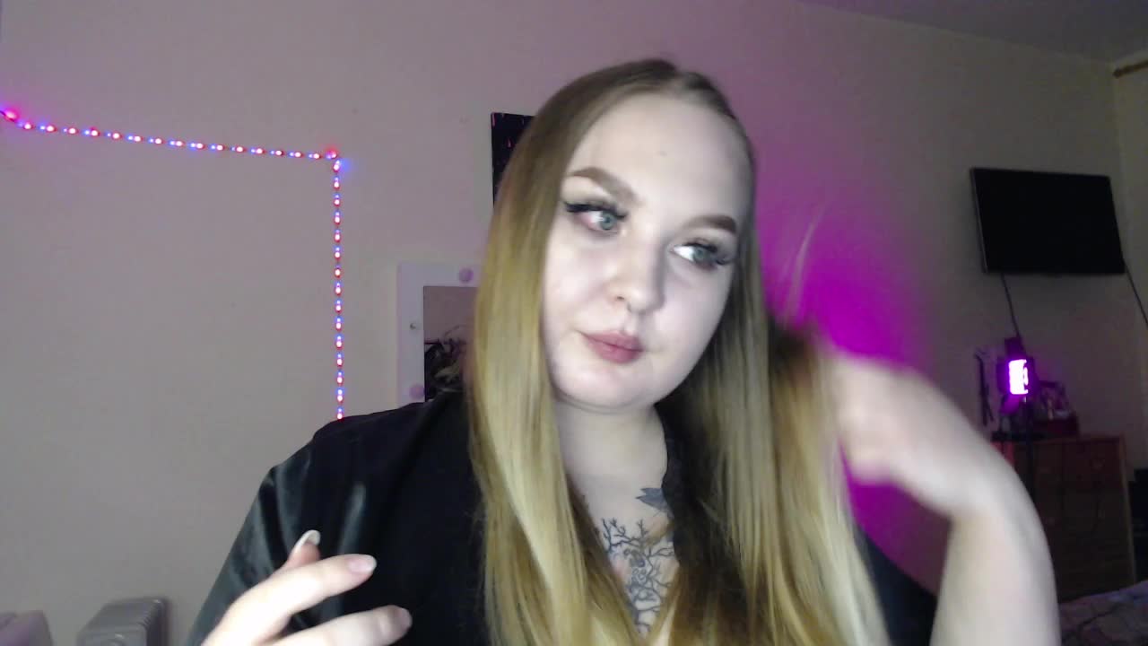 Greeenfriends6969 Live Sex December 13, 2025