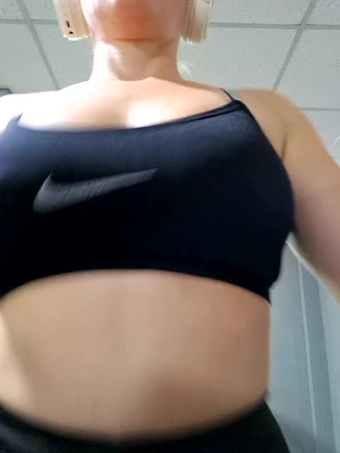 _U_DreaM_ Live Sex December 12, 2025