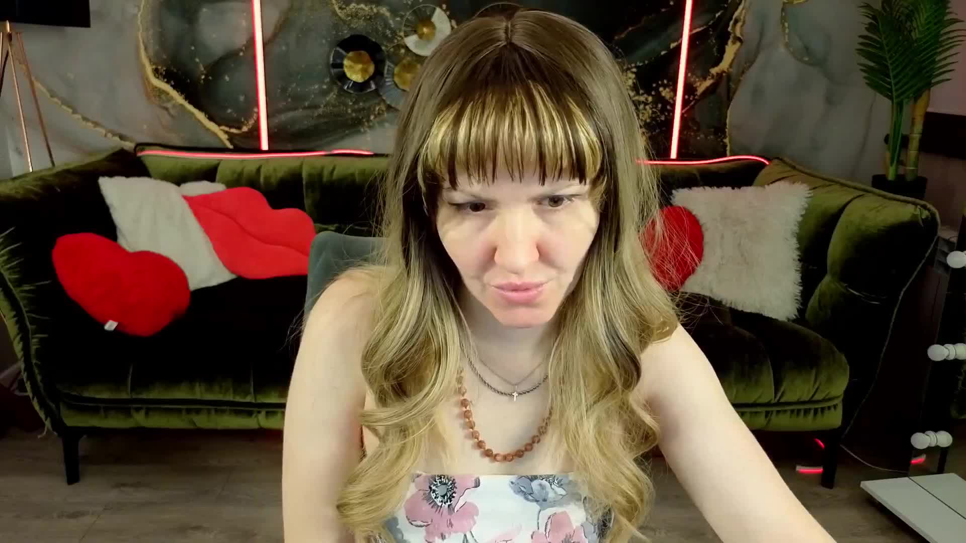 NatalyChanel Live Sex December 13, 2025