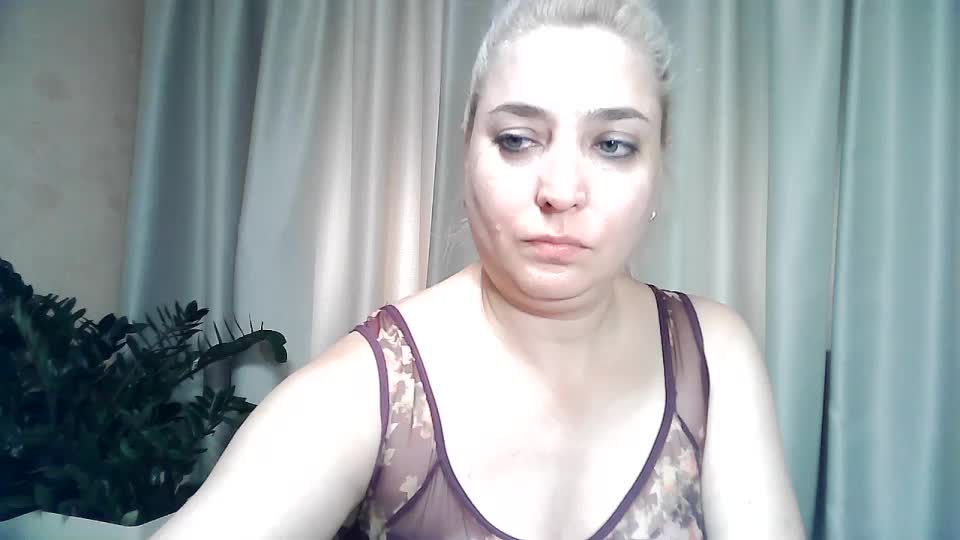 KickaIricka Live Sex December 14, 2025