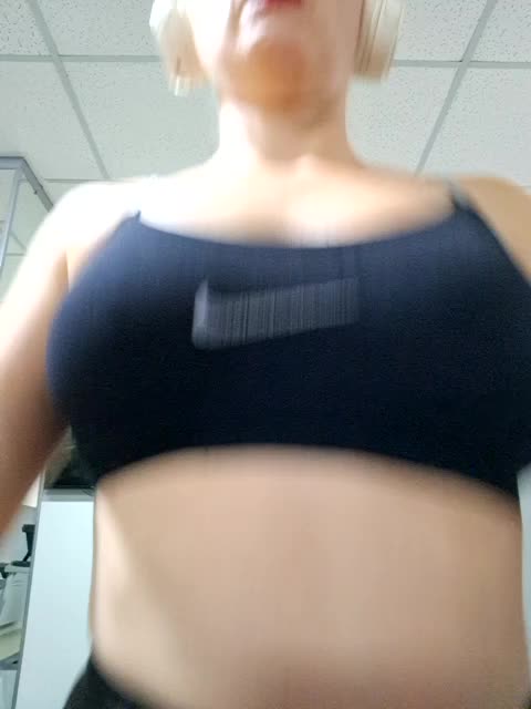 _U_DreaM_ Live Sex December 12, 2025