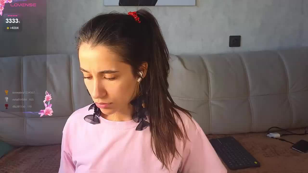 hot-ass-18 Live Sex December 14, 2025