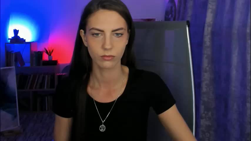 emilywiled Live Sex December 17, 2025