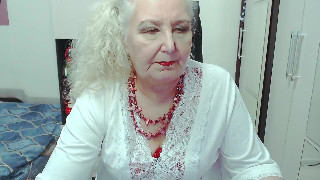 GrannyWants Live Sex December 17, 2025