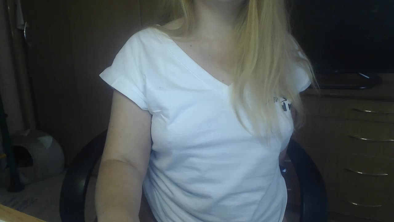 Rinaa Live Sex December 13, 2025