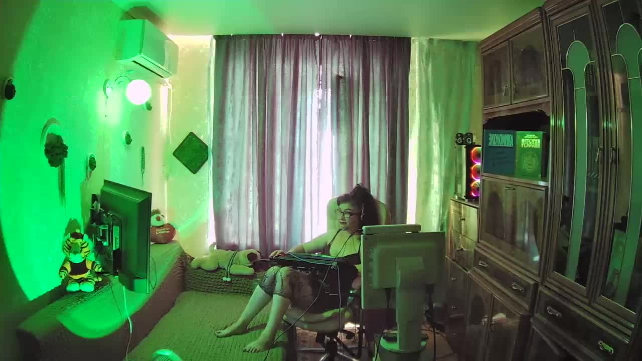 Infodar Live Sex December 18, 2025