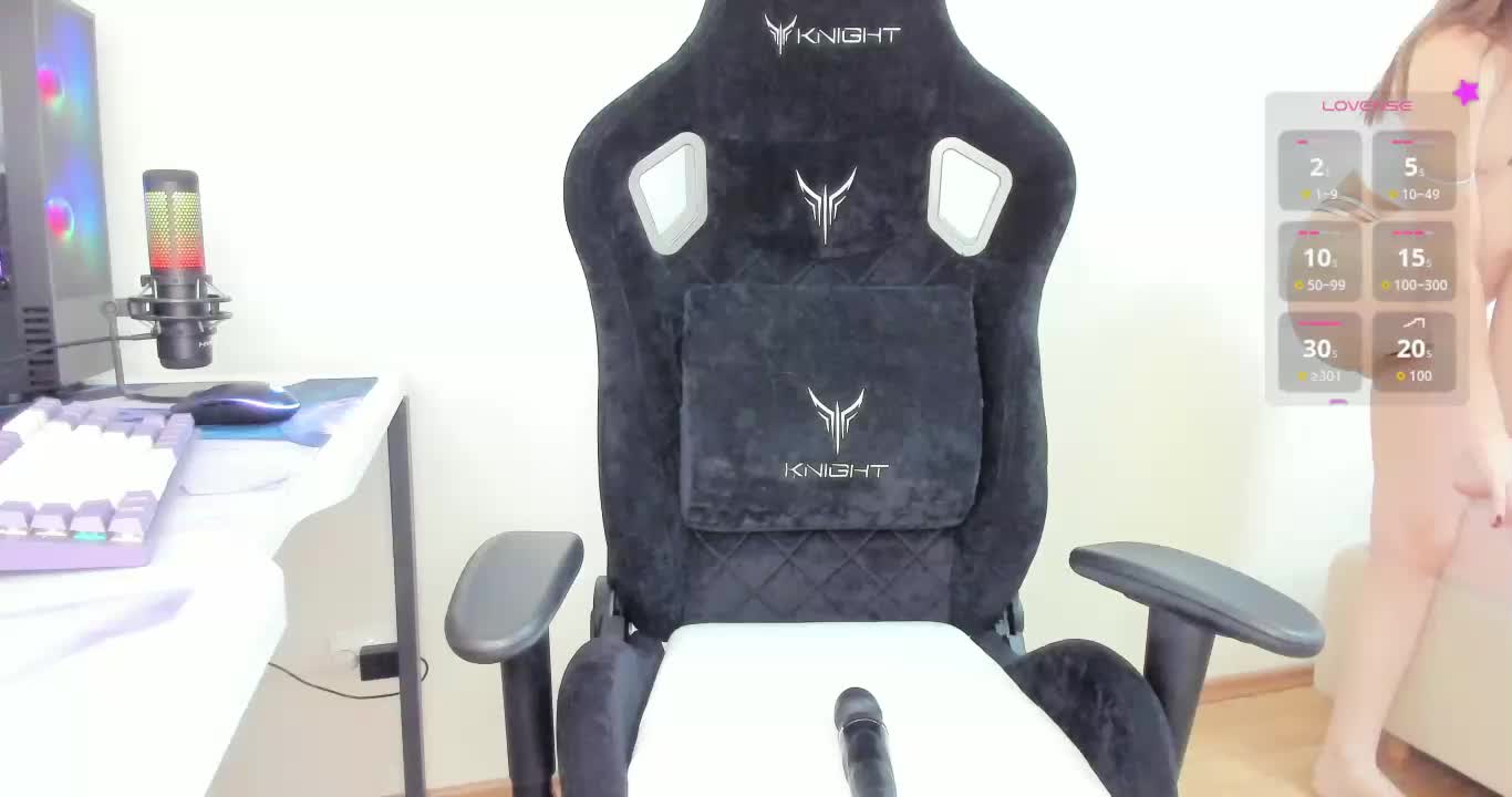 Skyqueenii Live Sex December 13, 2025