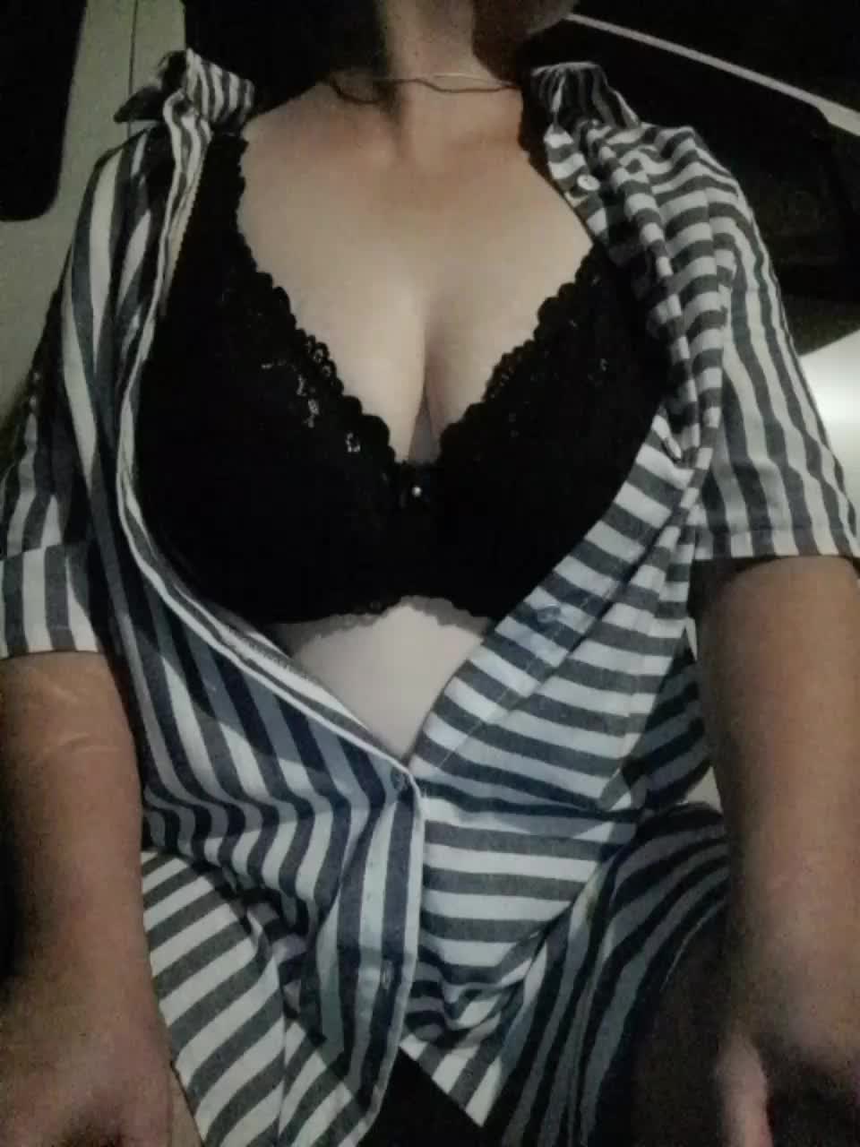 Iriska2025 Live Sex December 18, 2025