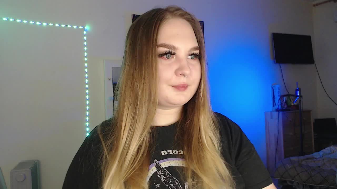 Greeenfriends6969 Live Sex December 13, 2025