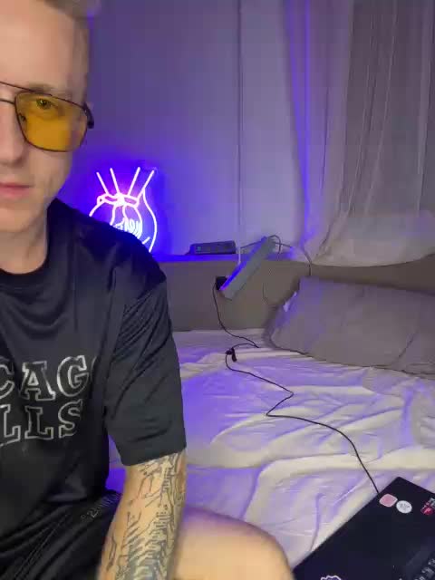 GroteskCouple Live Sex December 13, 2025