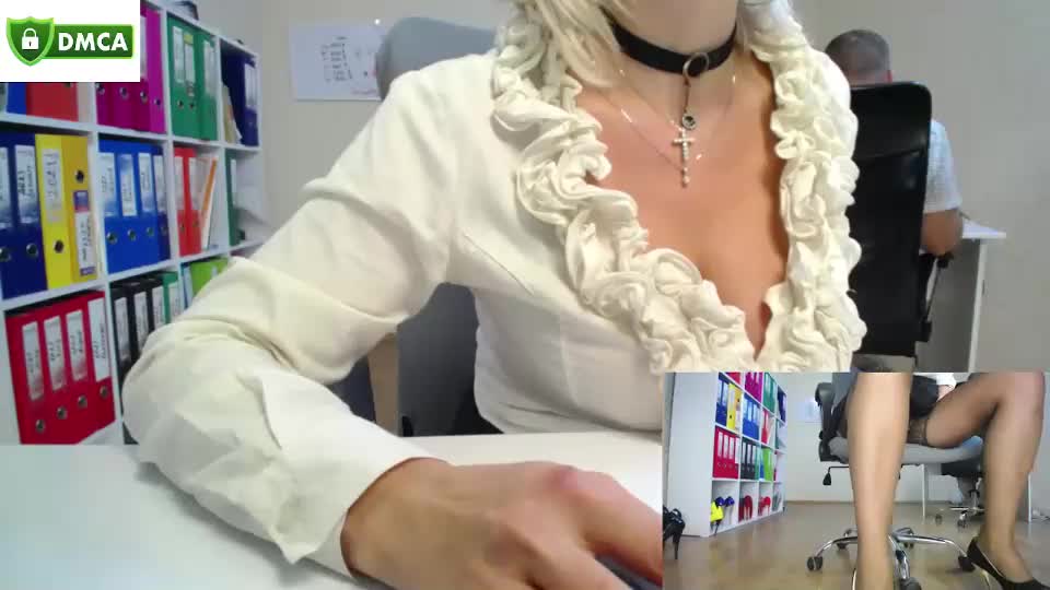 sweetiilover Live Sex December 17, 2025