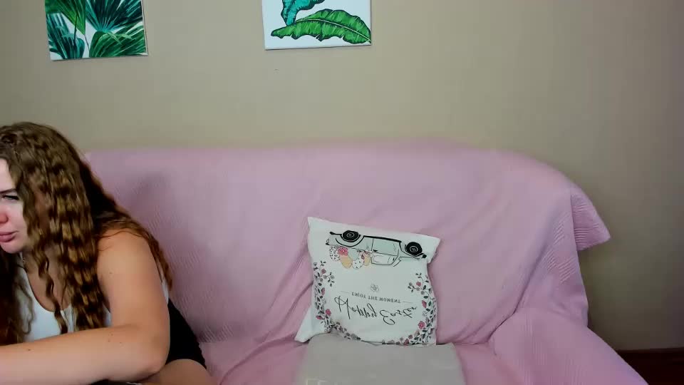 sinthiahug Live Sex December 13, 2025