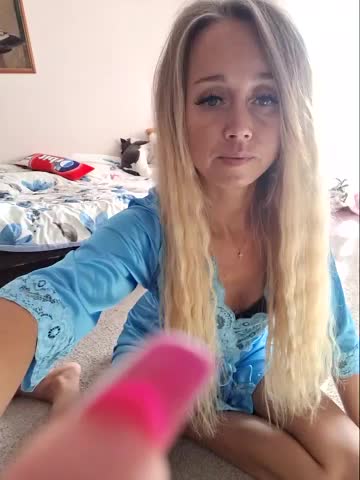 b_l_o_n_d_i_n_k_a Live Sex December 13, 2025