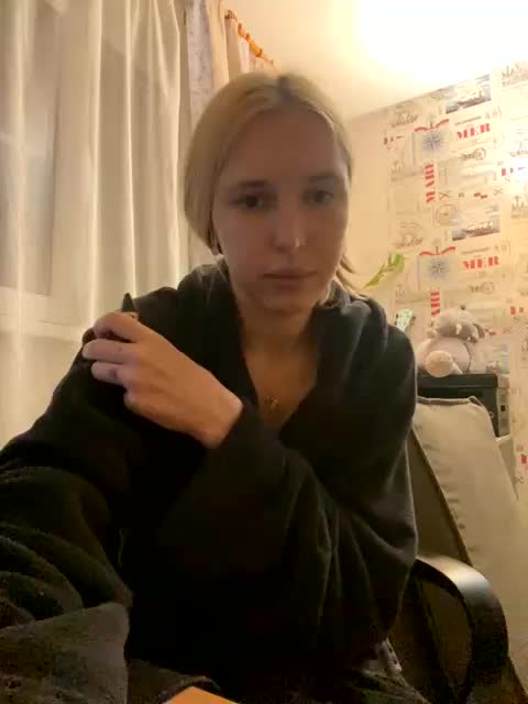 lina_wap Live Sex December 19, 2025