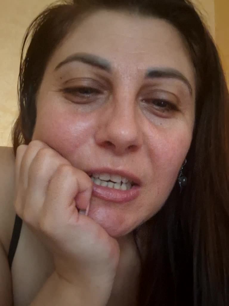 AmyRoses Live Sex December 18, 2025