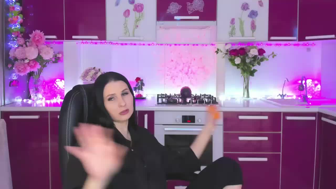 Olivija2020 Live Sex September 4, 2025