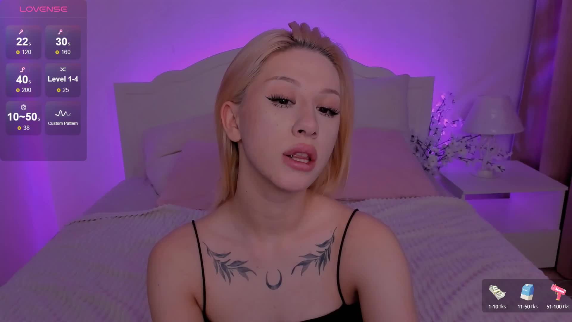 Necucubi Live Sex December 17, 2025