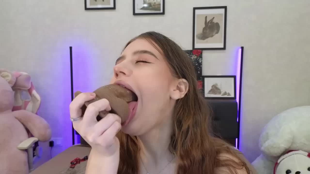 dolly-ll Live Sex December 17, 2025