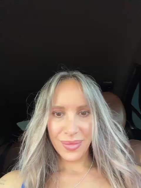 CandyViki Live Sex December 13, 2025