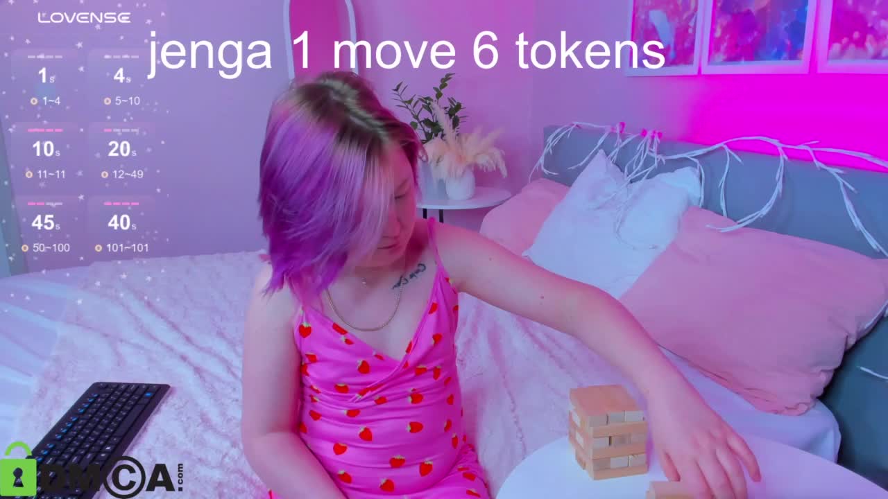 Sara-Moor Live Sex December 17, 2025