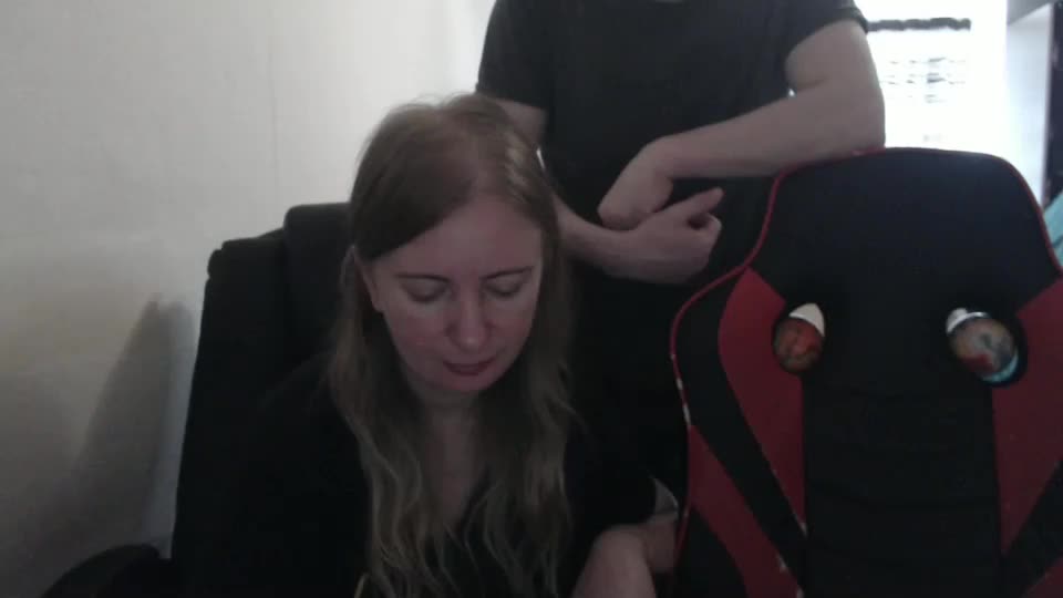 jenisandpeter Live Sex December 19, 2025