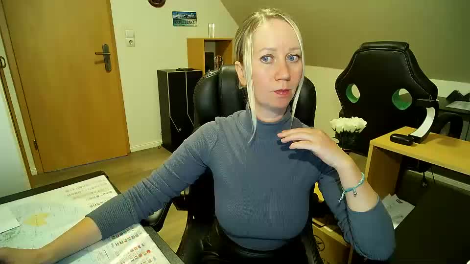 _korall_ Live Sex December 14, 2025