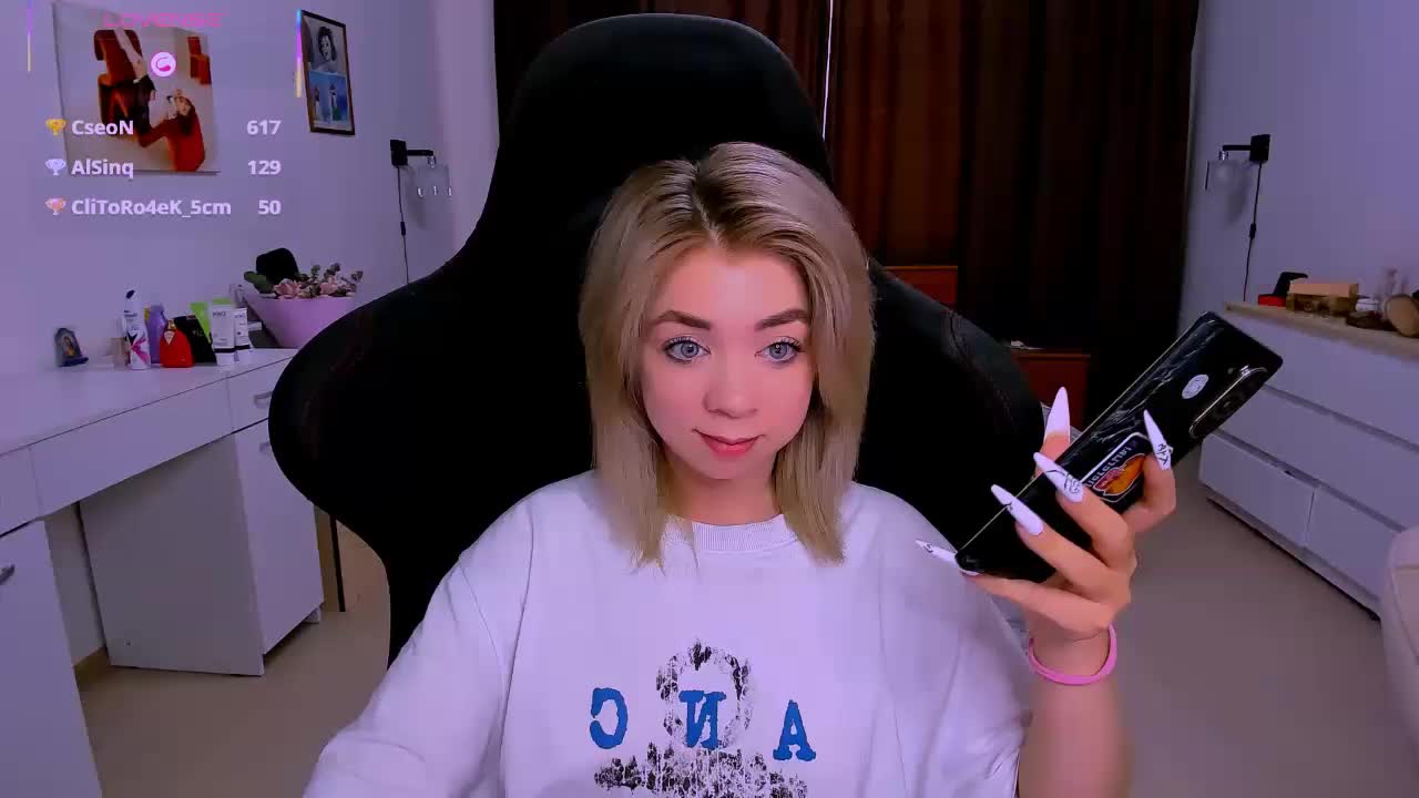 BabyNicole Live Sex December 14, 2025