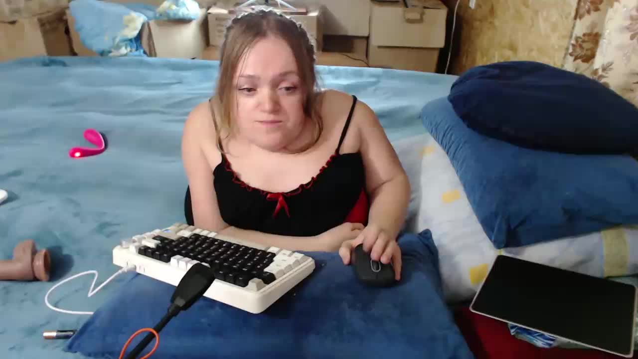 MiniNatali Live Sex December 14, 2025