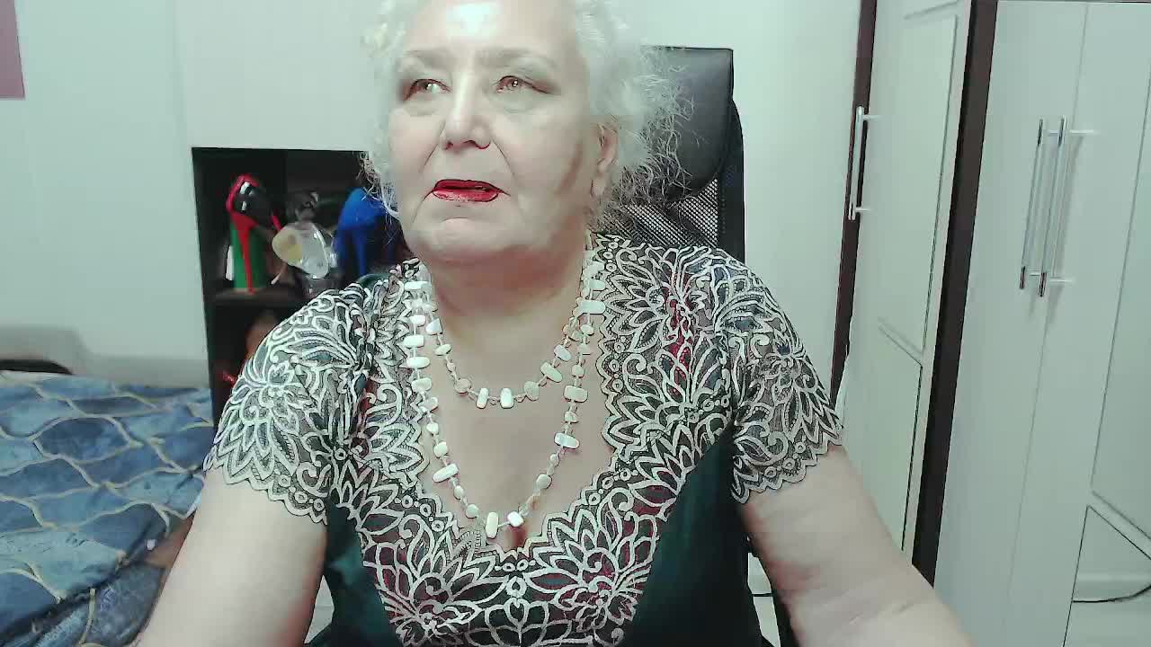 GrannyWants Live Sex December 17, 2025