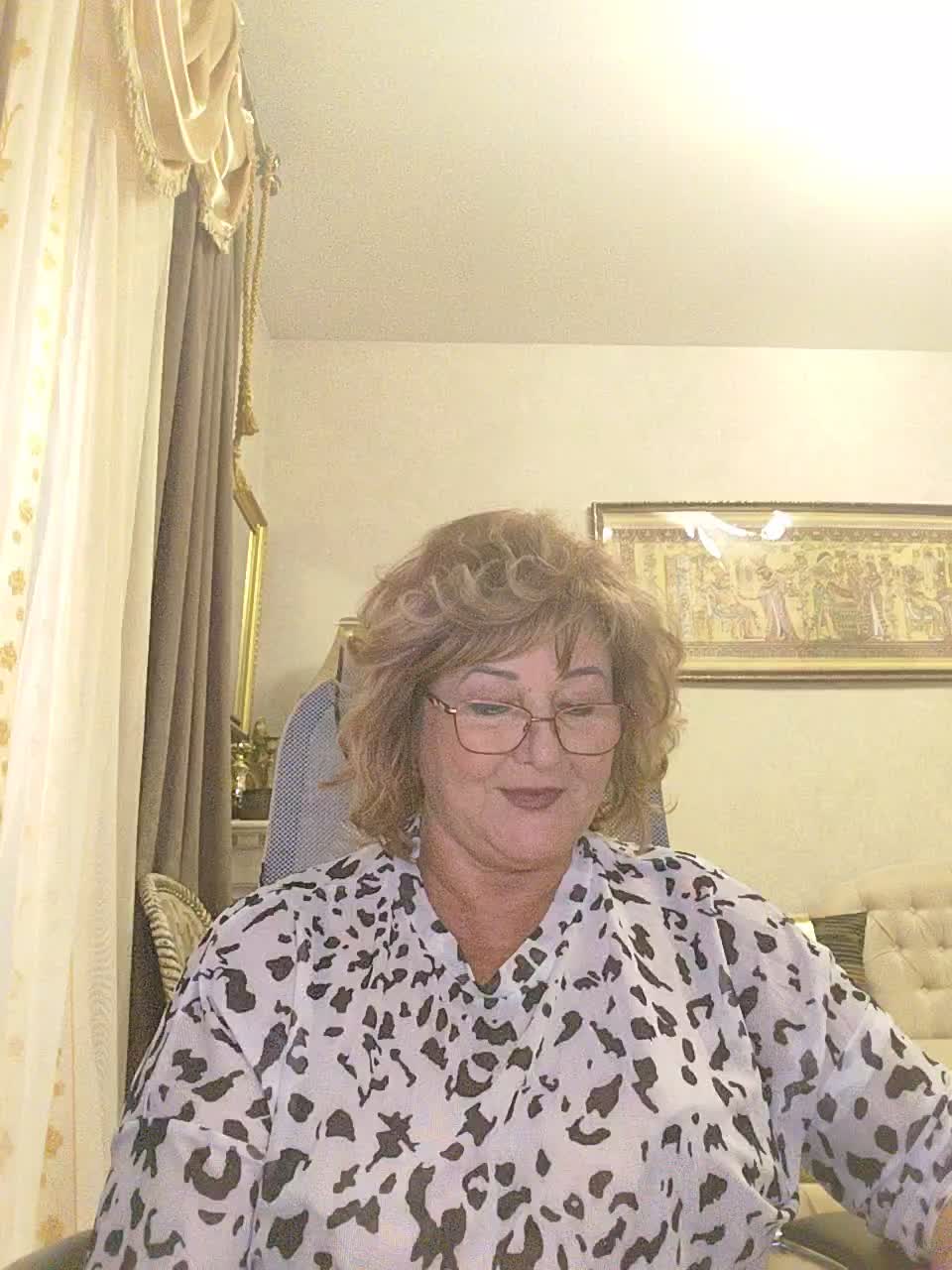 KarinkaSweet Live Sex December 14, 2025