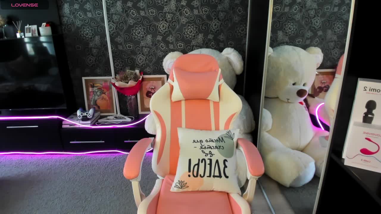 Queen_baby Live Sex December 17, 2025