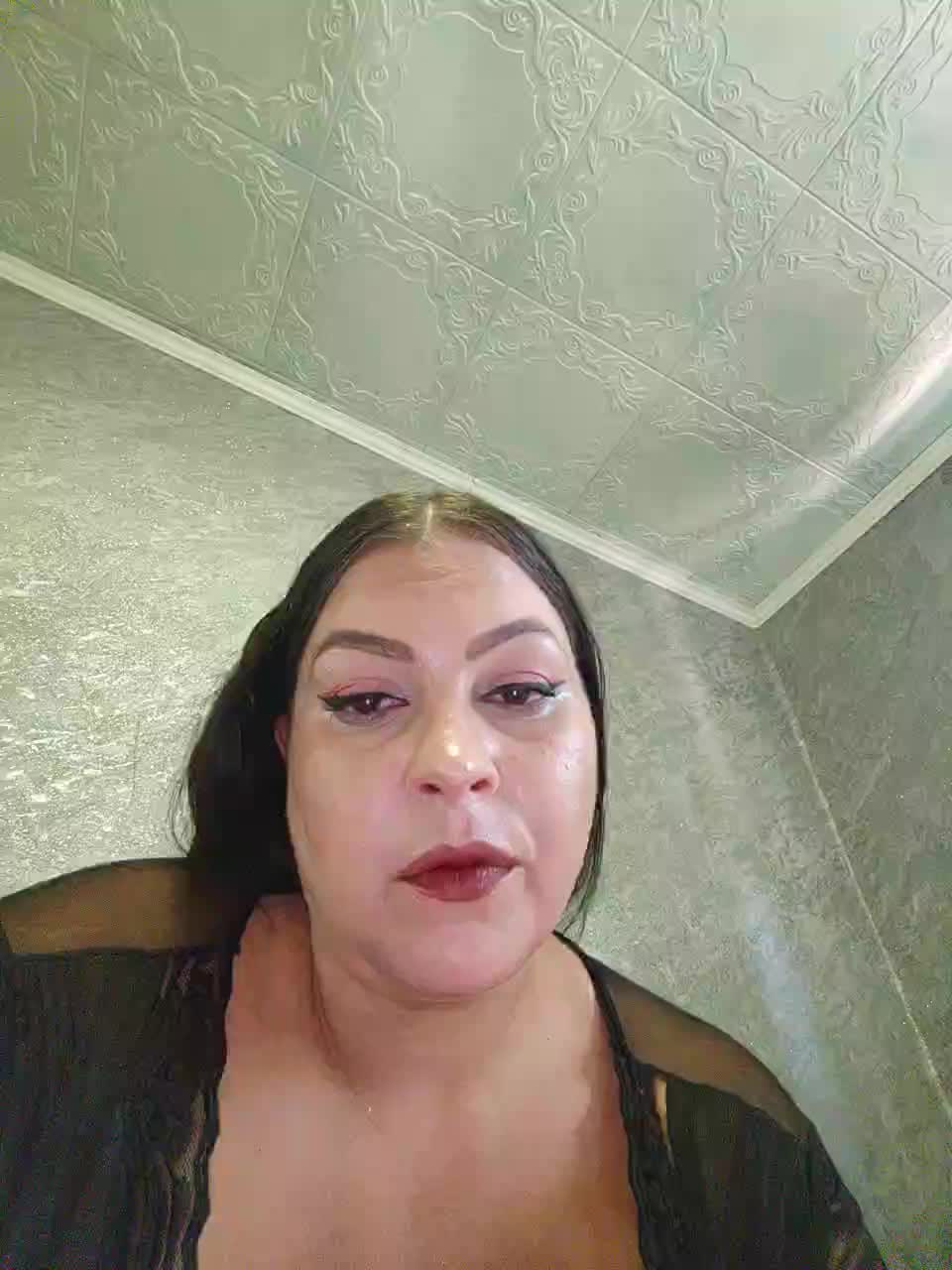 Cleopatra1990 Live Sex December 17, 2025