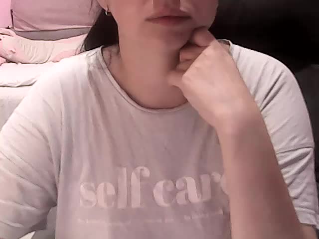 NikaKrasina Live Sex December 14, 2025