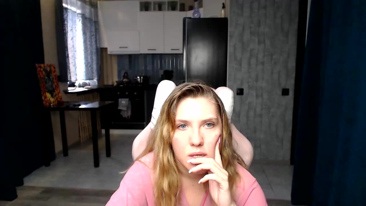 Regimasmile Live Sex December 14, 2025