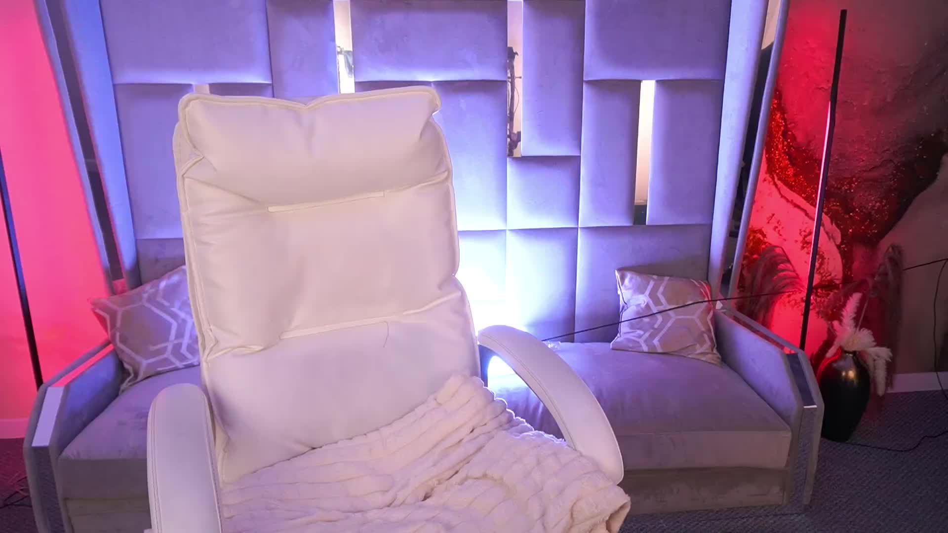 MilleJoy Live Sex December 17, 2025