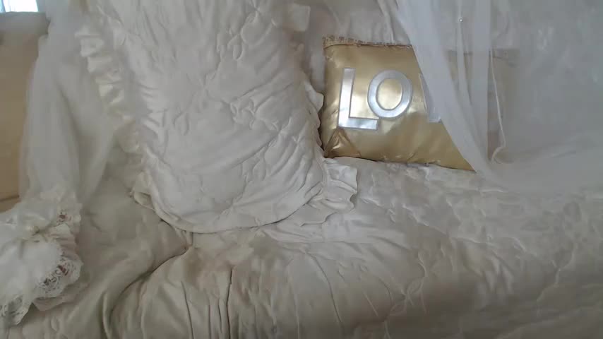 Mia-Montal777 Live Sex December 18, 2025