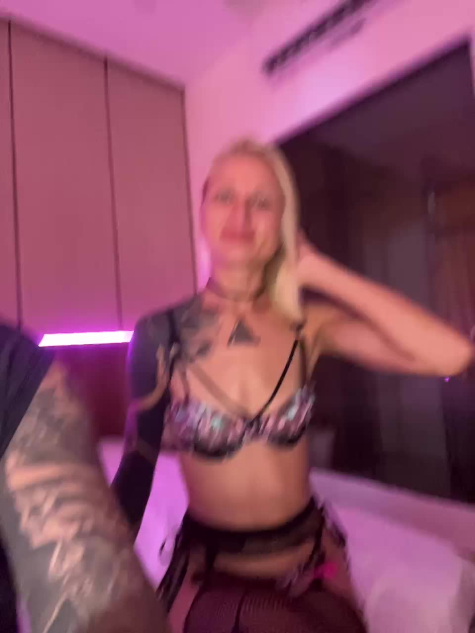 Twins666 Live Sex December 14, 2025