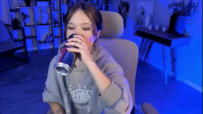 elainebeness Live Sex December 15, 2025